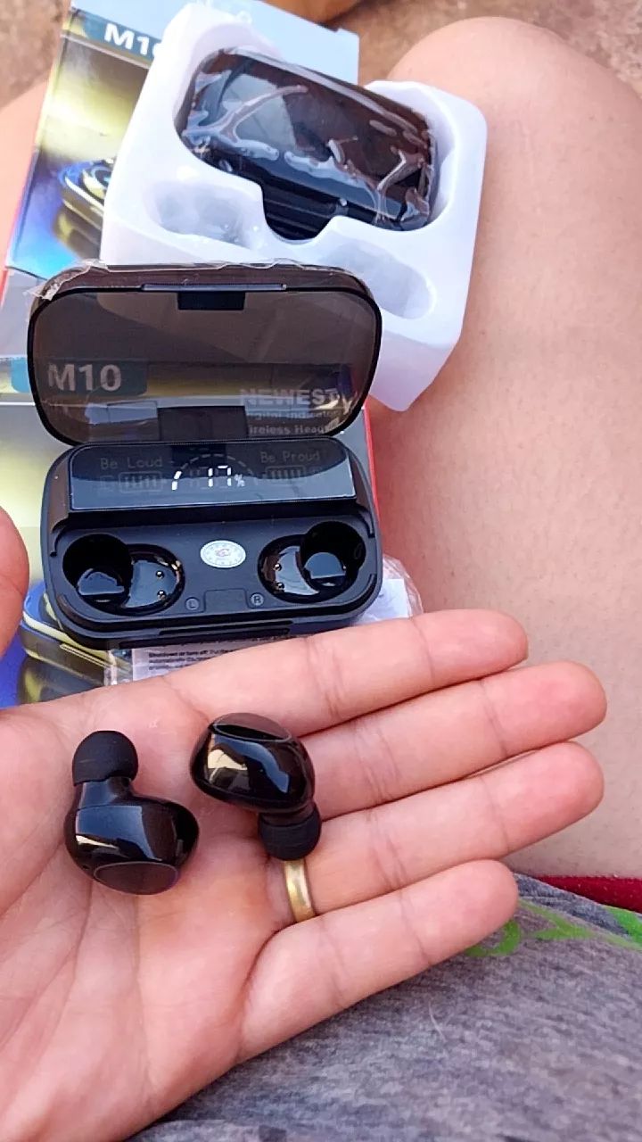 M10 TWS Wireless Airbuds